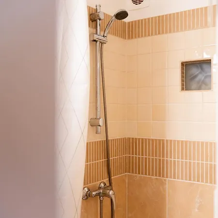 A 2min A Pieds De La Et Du Casino 公寓 滨海博利厄